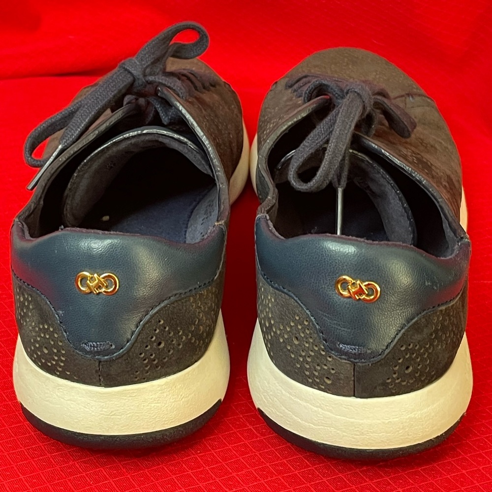👟 Cole Haan Women’s Navy Blue Perforated Comfy Sneakers. Leather upper. 👟 - Picture 9 of 12